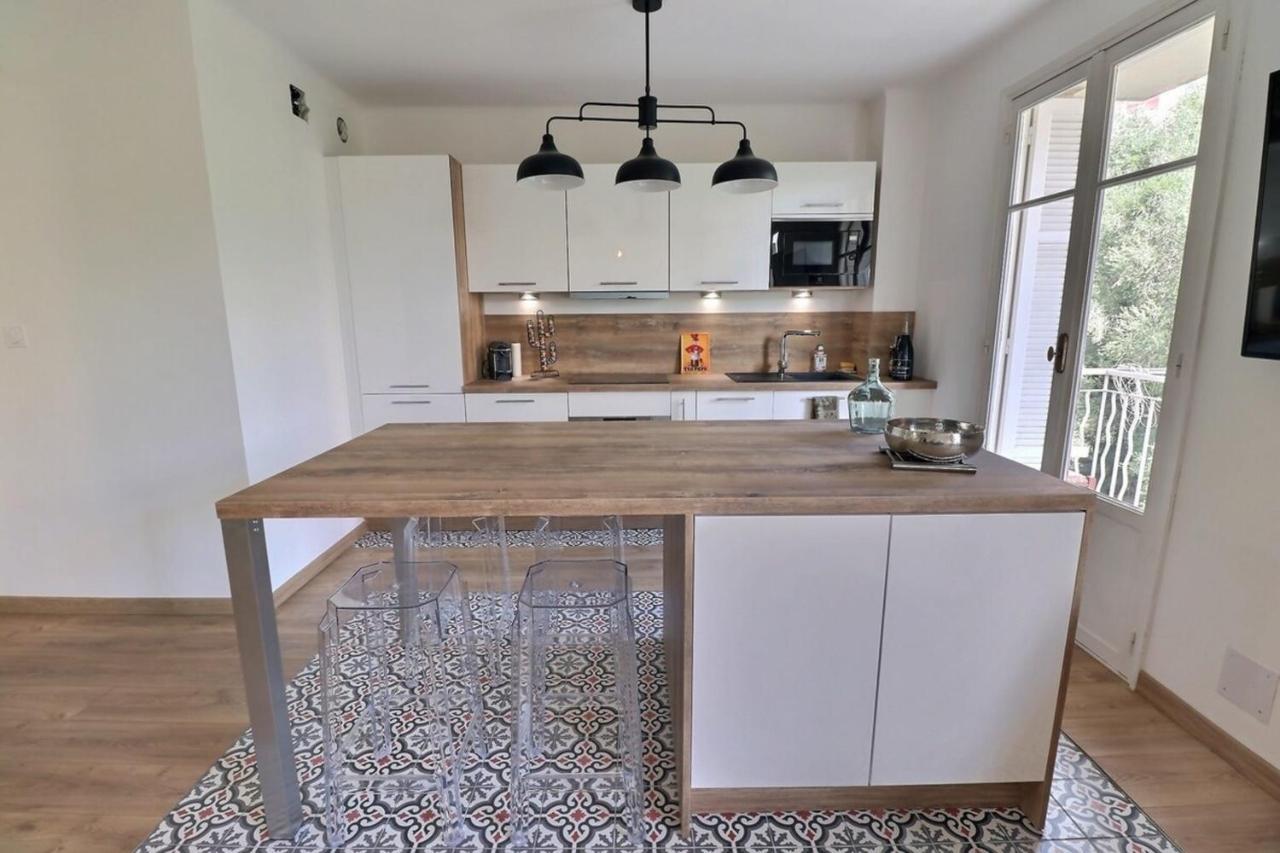 Charmant T2 Avec Balcon - Parking, Ac, Wifi Ajaccio  Exterior foto